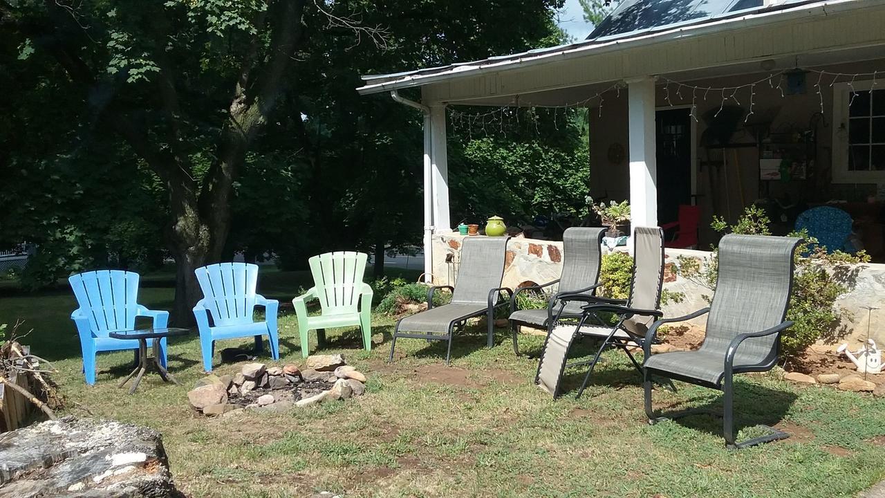 Open Arms Hostel & Inn Luray Extérieur photo